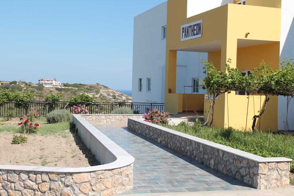 Hotel Pantheon, Kefalos المظهر الخارجي الصورة