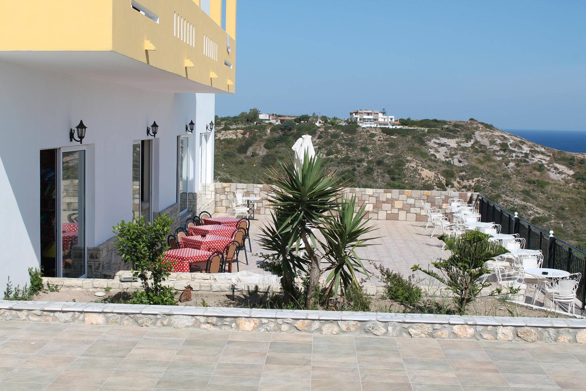 Hotel Pantheon, Kefalos المظهر الخارجي الصورة