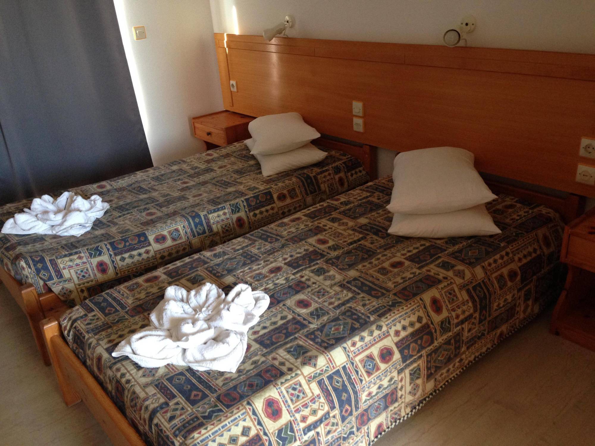 Hotel Pantheon, Kefalos المظهر الخارجي الصورة